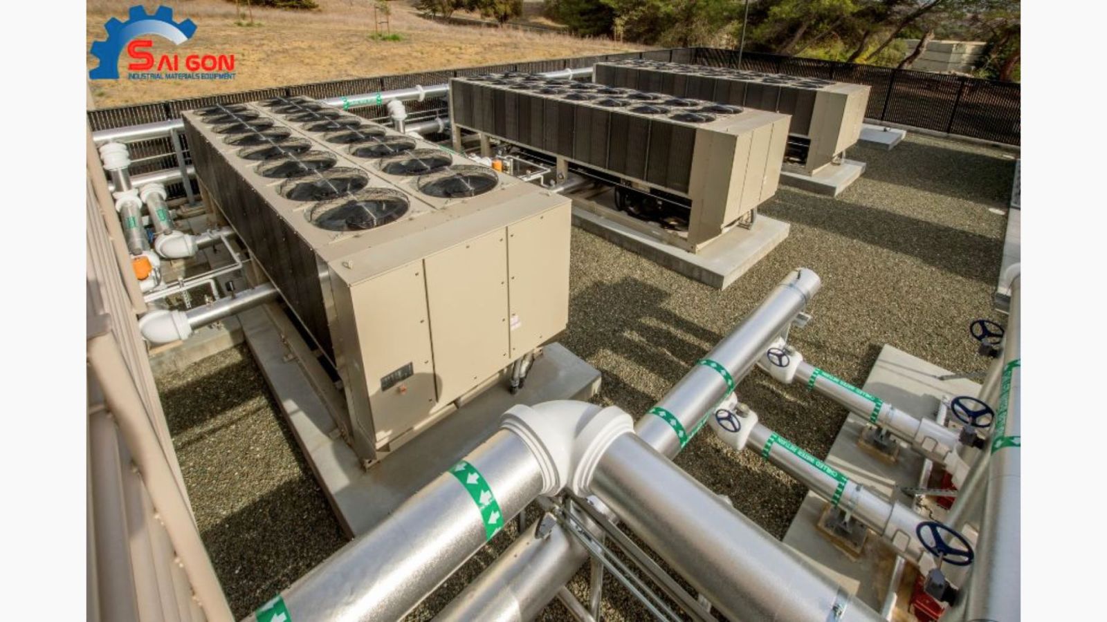 Chiller l&agrave;m lạnh nước
