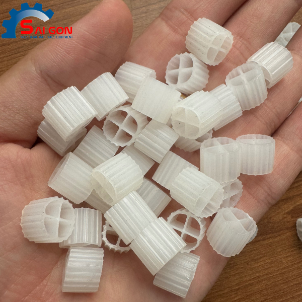 Giá thể vi sinh MBBR thường được mua theo m³