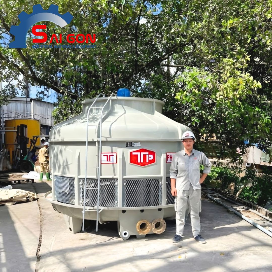 H&igrave;nh ảnh Th&aacute;p giải nhiệt Thuận Tiến Ph&aacute;t 150RT thực tế