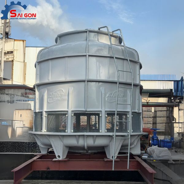 H&igrave;nh ảnh th&aacute;p giải nhiệt hai th&acirc;n 100RT tại Đồng Nai